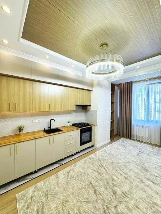 Продается 4-комнатная квартира − 113 м²