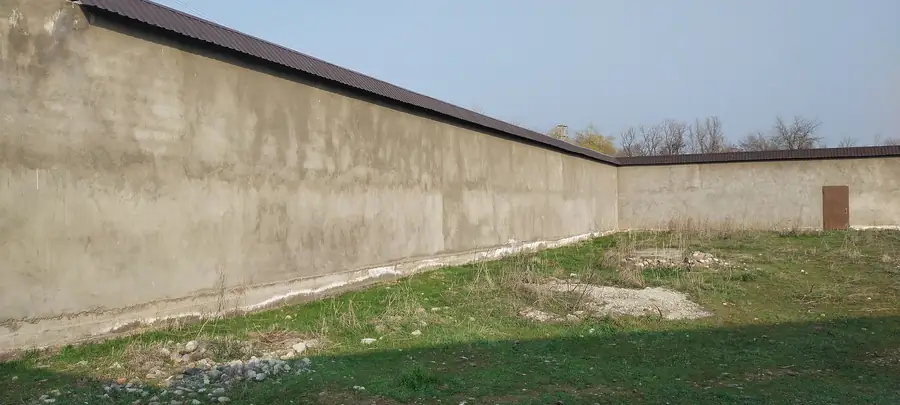1 qavatli uy sotiladi − 100 m²