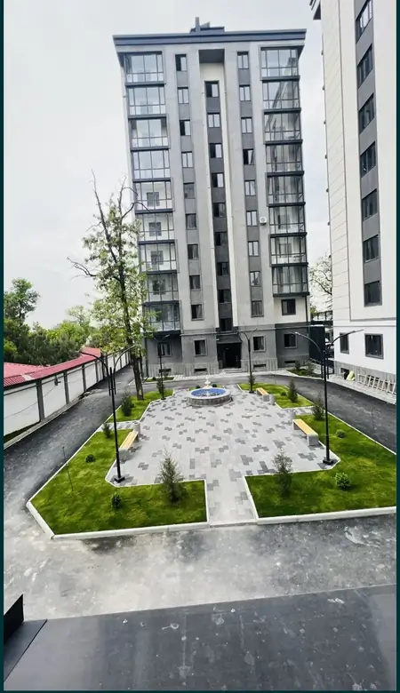 2-комнатная квартира − 62 м², 7/10 этаж