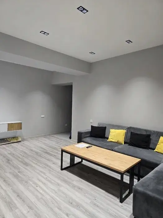 Сдается 3-комнатная квартира − 76 м²