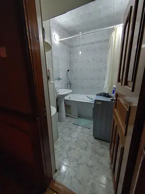 4 xonali kvartira sotiladi − 110 m²