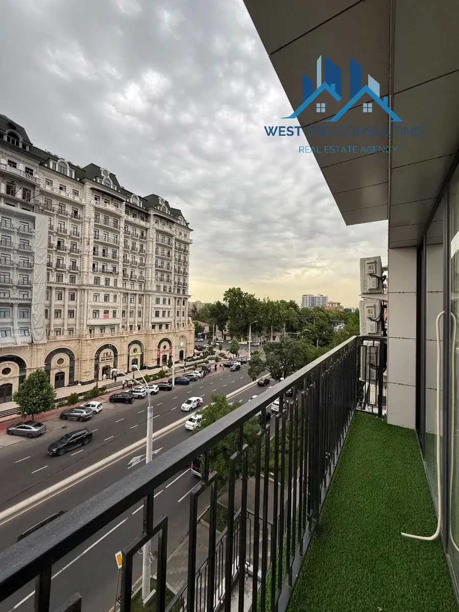 Продается 3-комнатная квартира − 70 м²