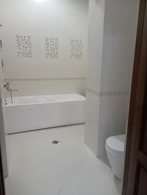 Ijaraga ofis − 1200 m²