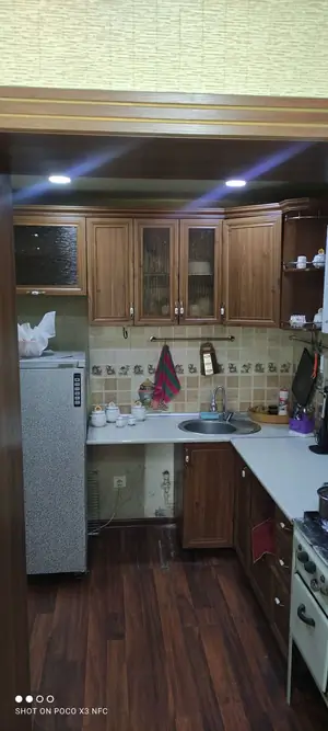 2 xonali kvartira sotiladi − 50 m²