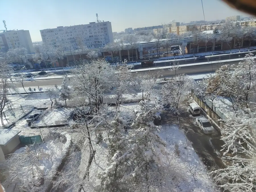 Продается 3-комнатная квартира − 80 м²