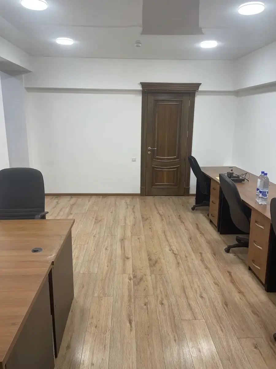 Сдается офис − 150 м²