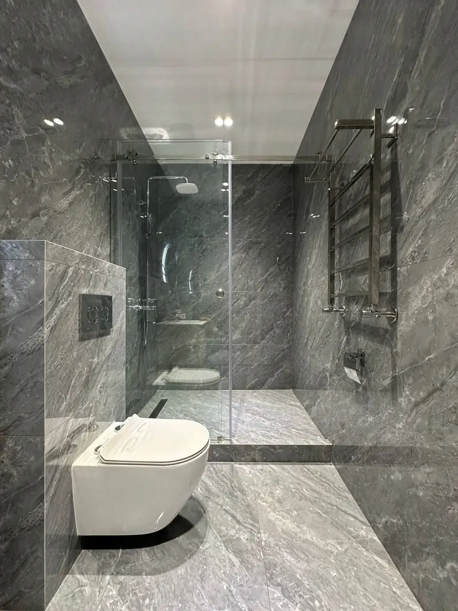 3 xonali kvartira sotiladi − 98 m²