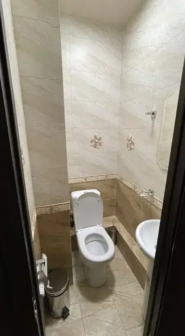 3 xonali kvartira sotiladi − 75 m²