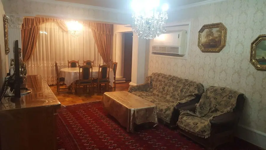 4 xonali kvartira sotiladi − 122 m²
