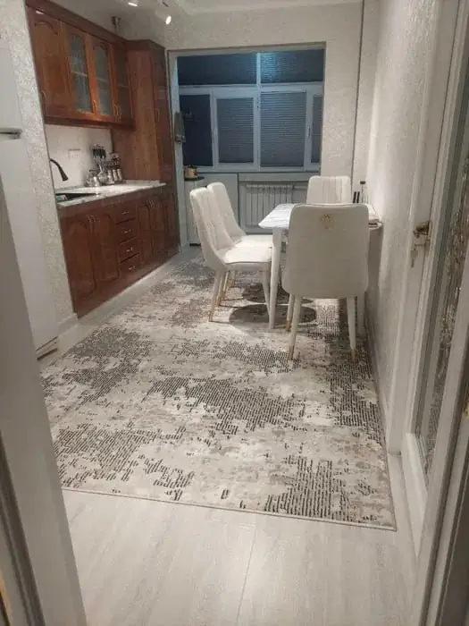 Сдается 2-комнатная квартира − 55 м²