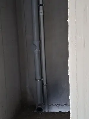 1 xonali kvartira sotiladi − 50 m²
