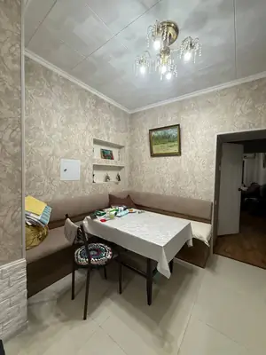 Сдается 2-комнатная квартира − 58 м²