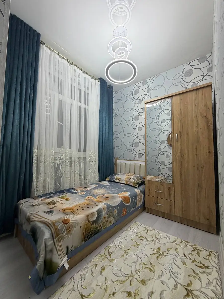 2 xonali kvartira sotiladi − 50 m²