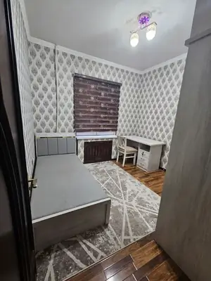 Сдается 4-комнатная квартира − 100 м²