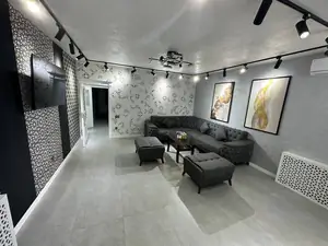 Ofis − 90 m², 1/9 qavat