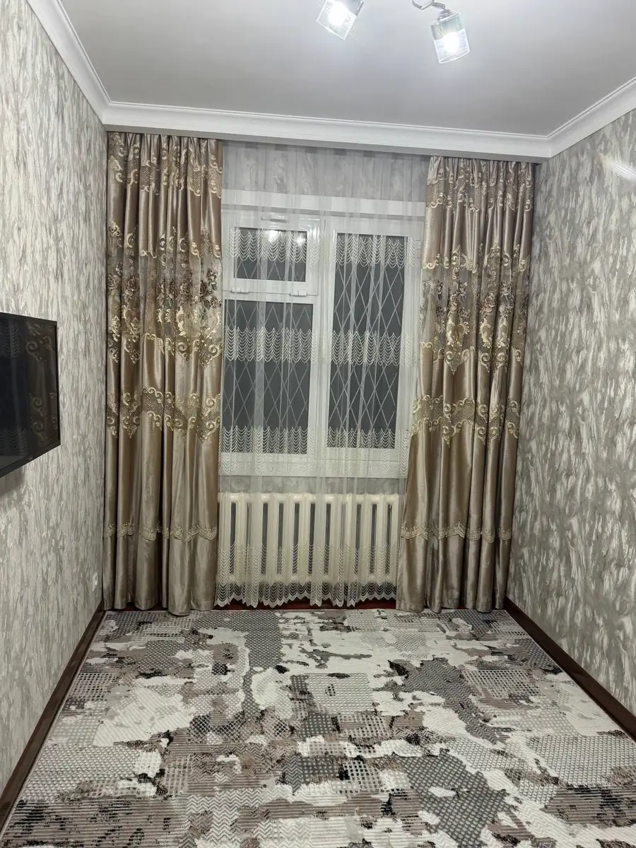 Ijaraga 3 xonali kvartira − 60 m²