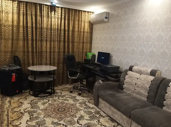 3 xonali kvartira sotiladi − 58 m²