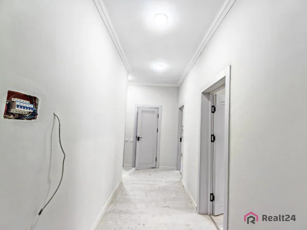 3 xonali kvartira sotiladi − 78.7 m²