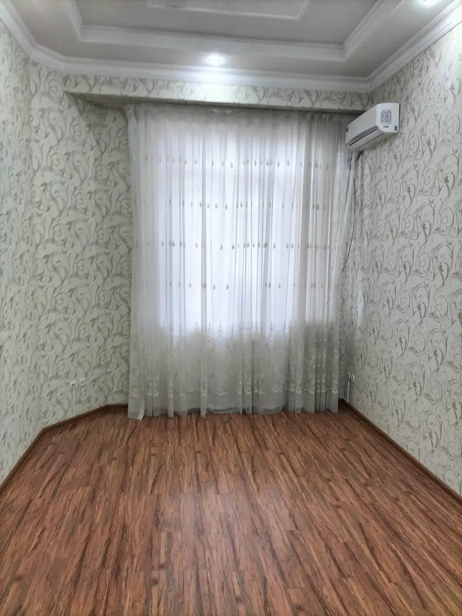 Ijaraga 2 qavatli uy − 200 m²