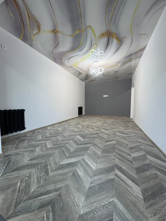 3 xonali kvartira sotiladi − 70 m²