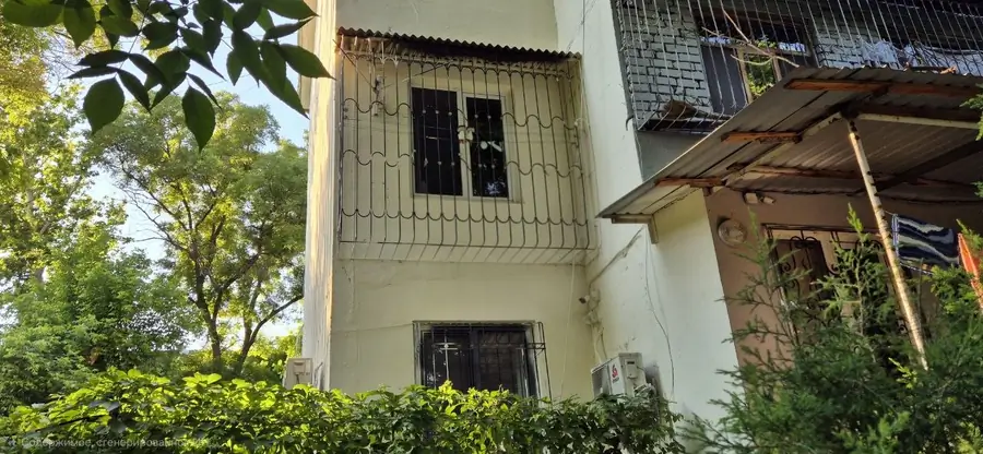 2 xonali kvartira sotiladi − 50 m²