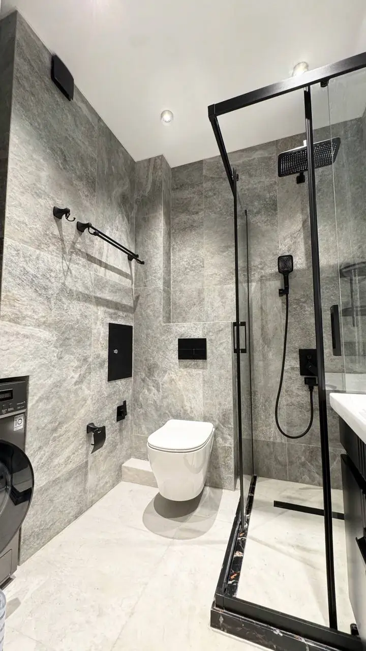 Продается 1-комнатная квартира − 34 м²