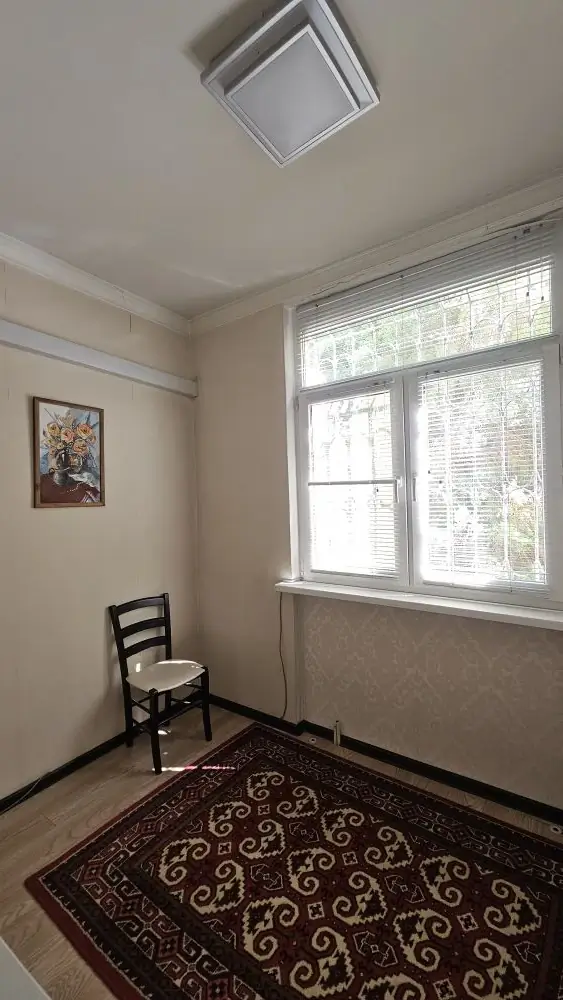 Продается 2-комнатная квартира − 62 м²