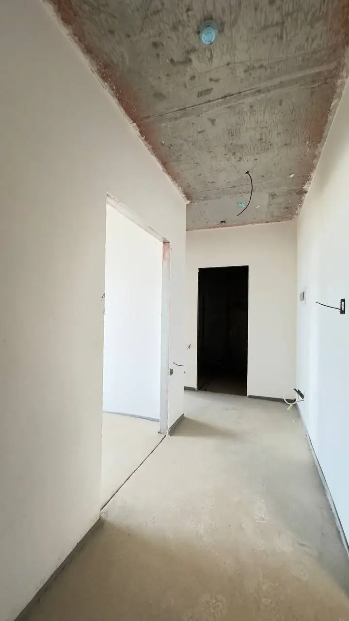 Продается 2-комнатная квартира − 47 м²