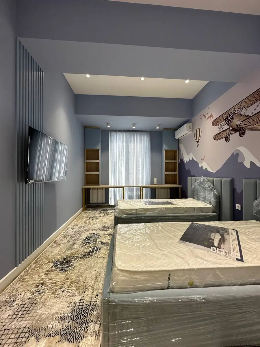 3 xonali kvartira sotiladi − 98 m²