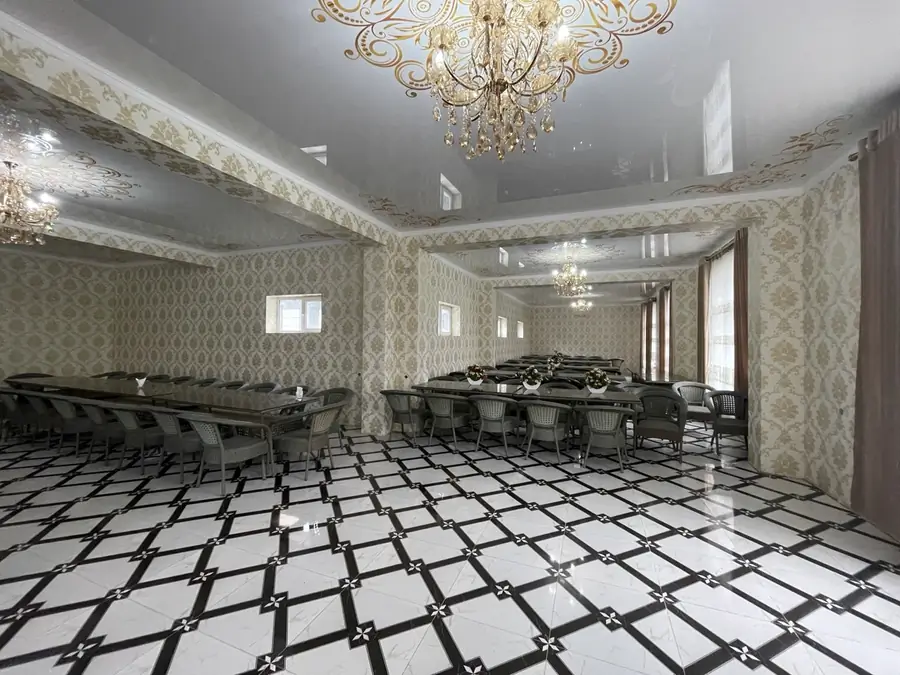 2 qavatli uy sotiladi − 350 m²