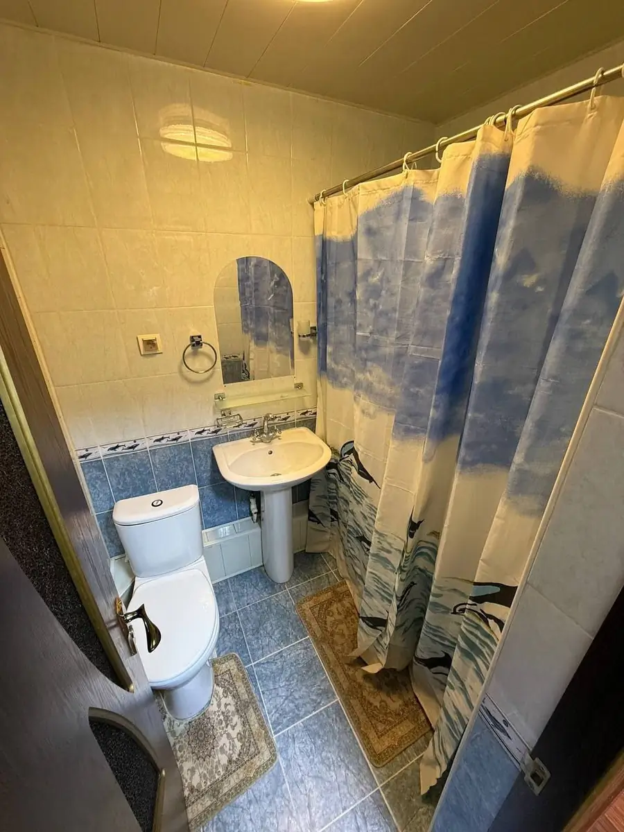 2 xonali kvartira sotiladi − 50 m²