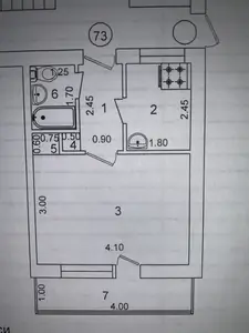 Сдается 1-комнатная квартира − 30 м²