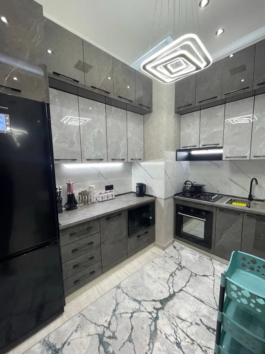 Ijaraga 2 xonali kvartira − 65 m²