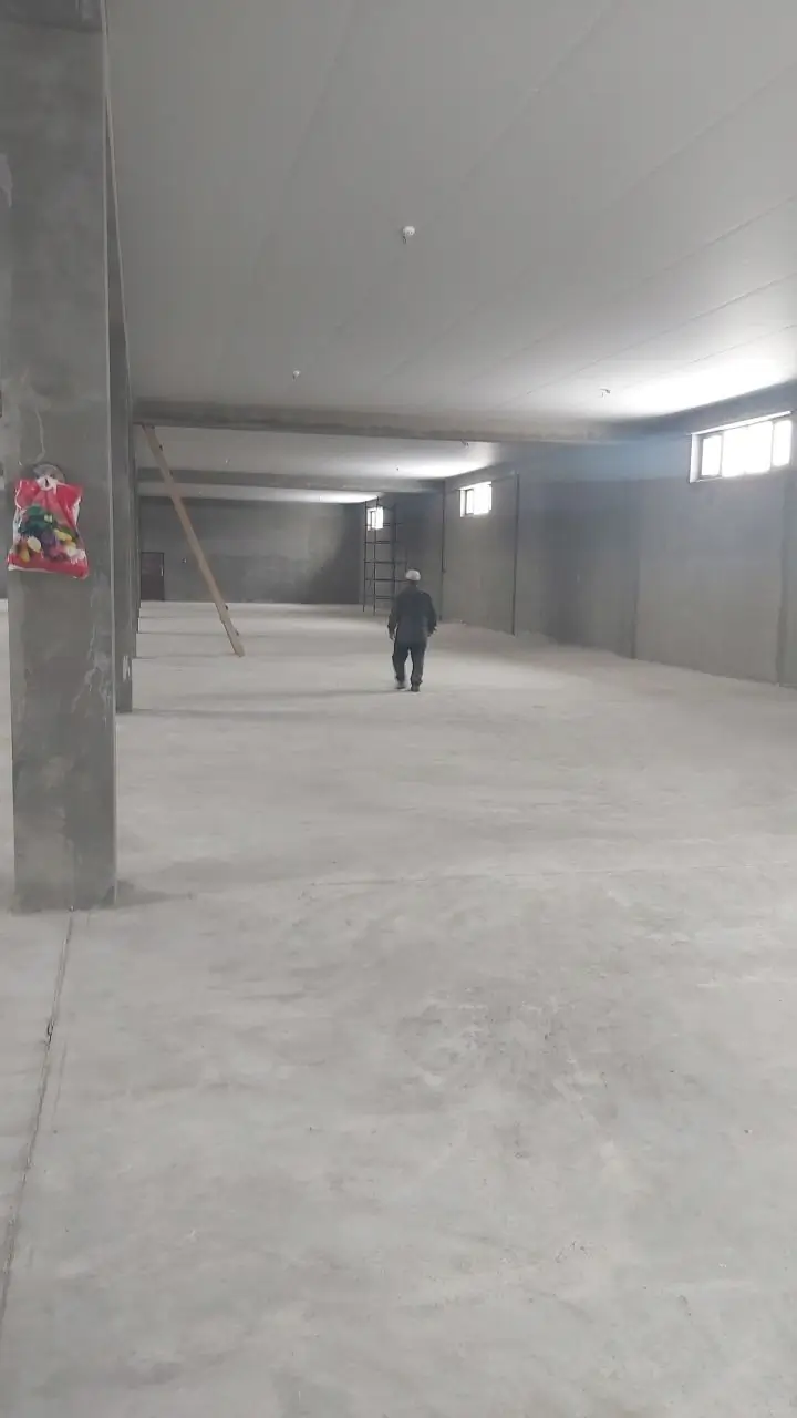 Сдается склад − 1000 м²