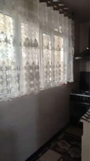 3-комнатная квартира − 50 м², 2/4 этаж