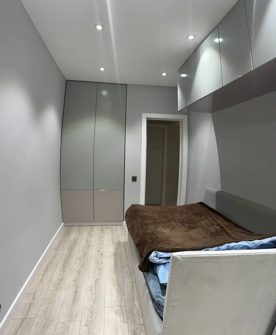 Ijaraga 4 xonali kvartira − 105 m²