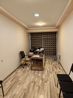 Ofis − 74 m², 2/2 qavat
