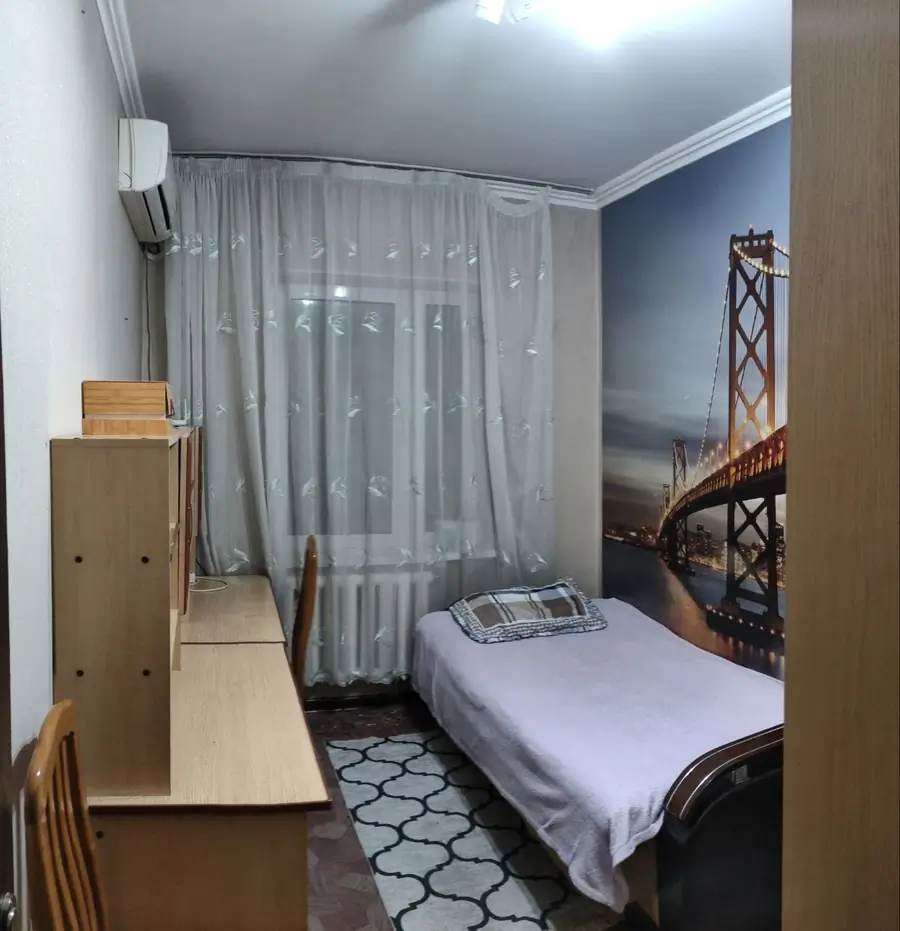 Сдается 3-комнатная квартира − 70 м²