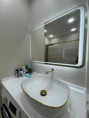 Сдается 2-комнатная квартира − 60 м²