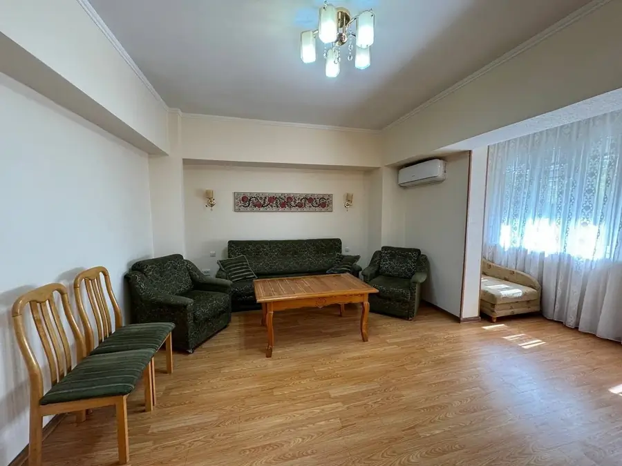 Ijaraga 2 xonali kvartira − 75 m²