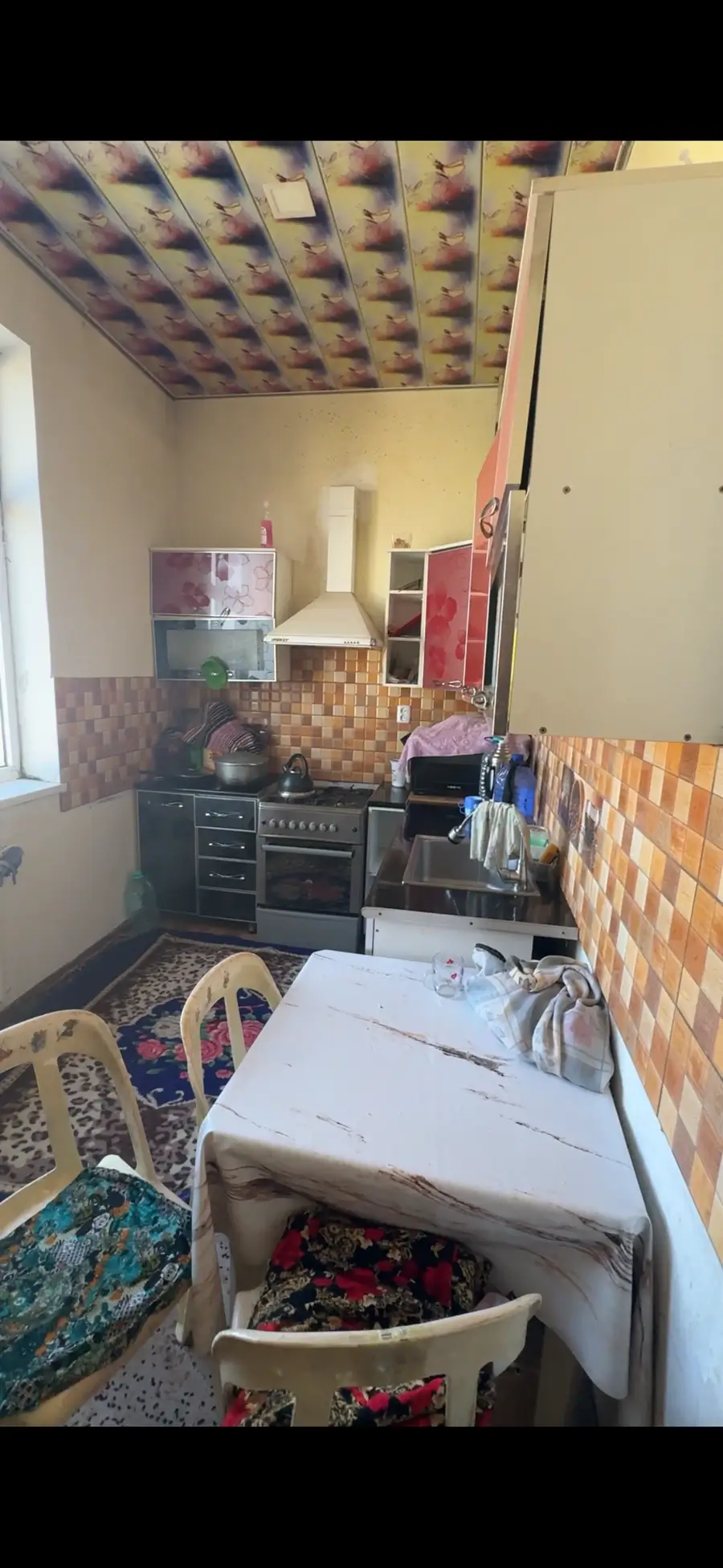 2 xonali kvartira sotiladi − 90 m²