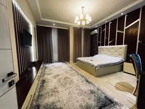 Ijaraga 5 dan ortiq xonali kvartira − 300 m²