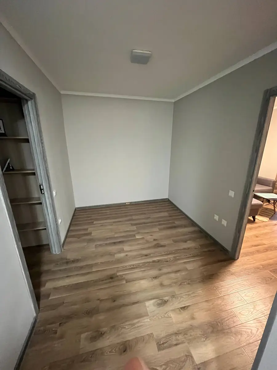 2 xonali kvartira sotiladi − 55 m²