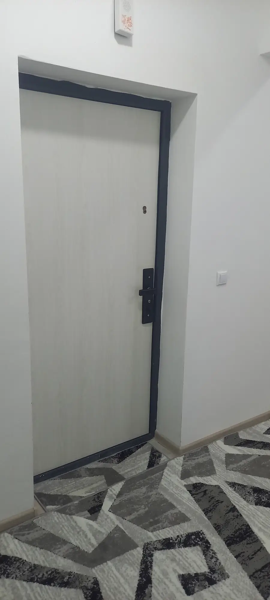 Сдается 1-комнатная квартира − 38 м²