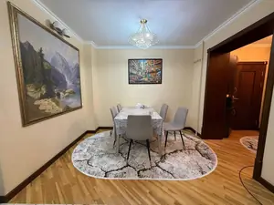 4 xonali kvartira − 80 m², 3/4 qavat