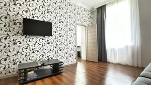 Посуточно 2-комнатная квартира − 61 м²