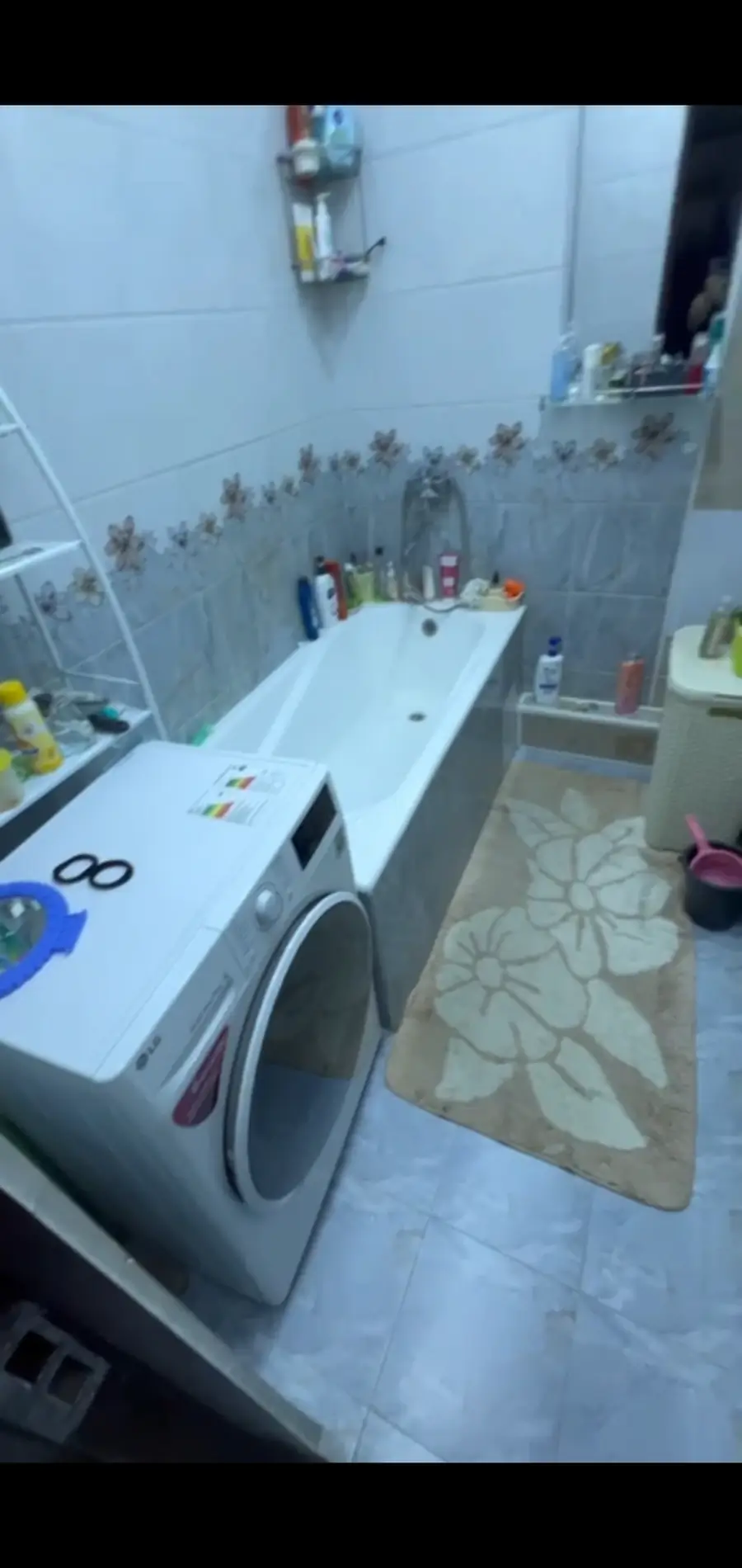 Продается 3-комнатная квартира − 74 м²