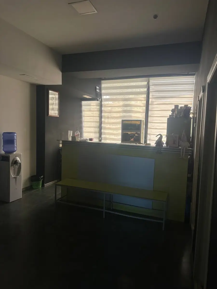 Ijaraga ofis − 200 m²