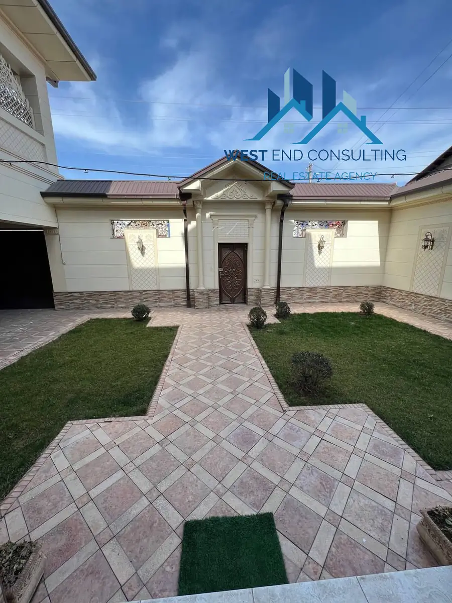 Ijaraga 3 qavatli uy − 430 m²