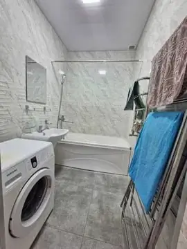 Ijaraga 3 xonali kvartira − 80 m²